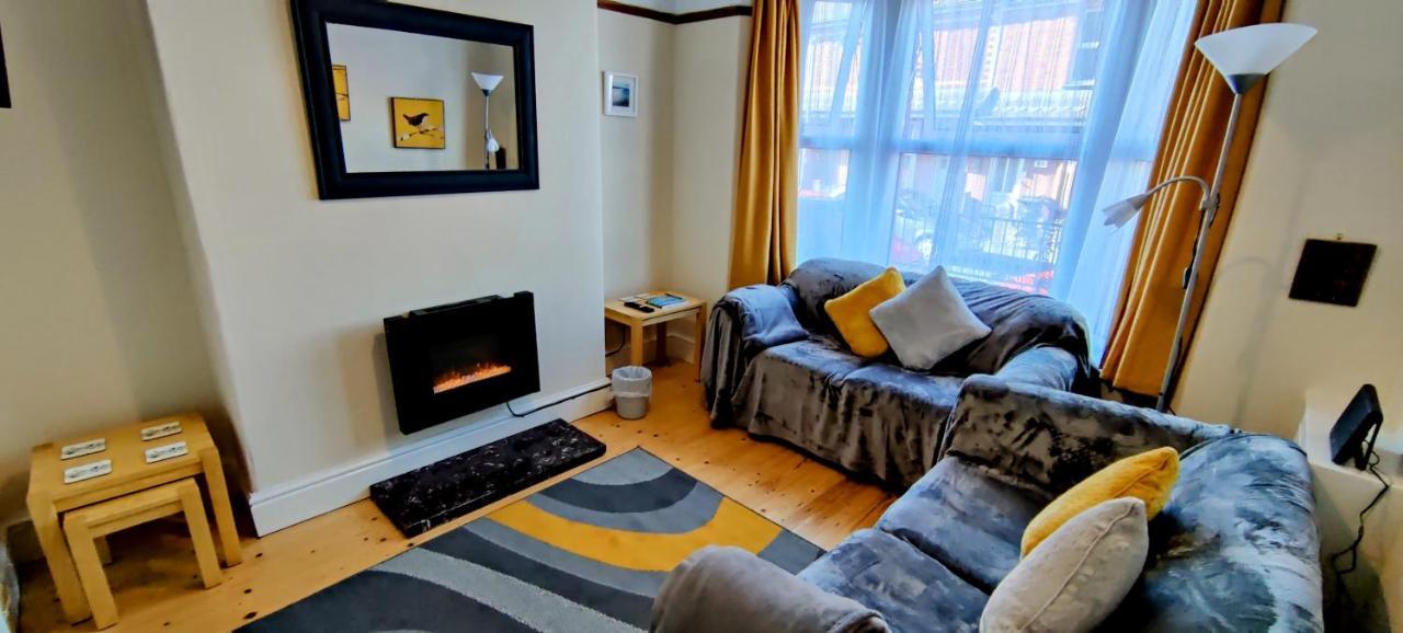Rhubarb Terrace On The Coast - Sleeps 1-6 Villa Colwyn Bay Ngoại thất bức ảnh